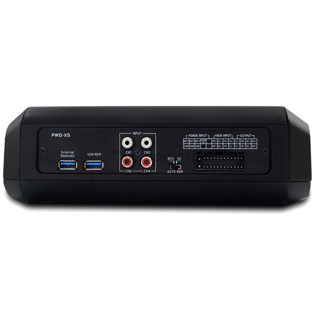 Amplifier with subwoofer Alpine