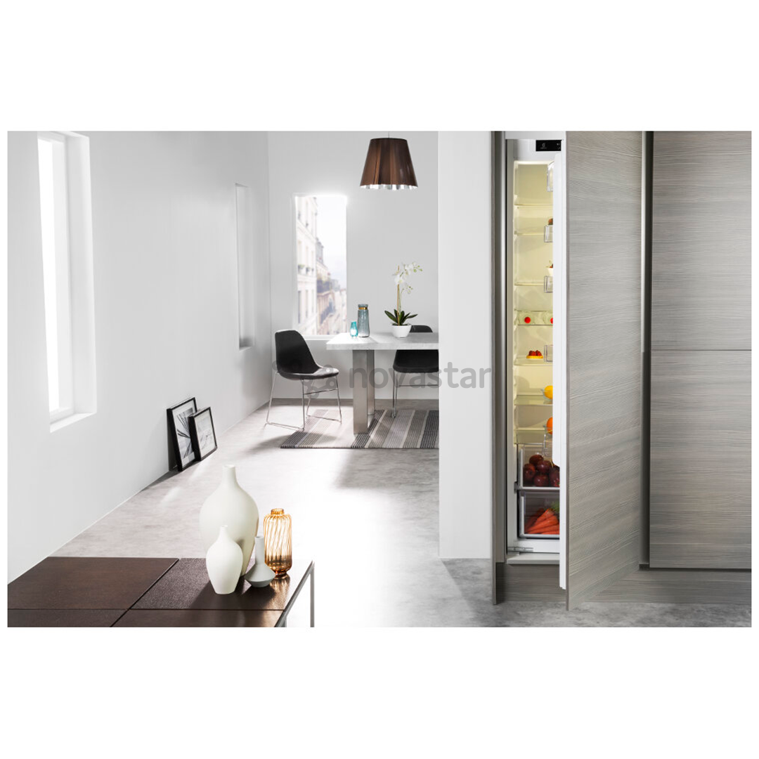 Įmontuojamas šaldytuvas Whirlpool ARG18081A++
