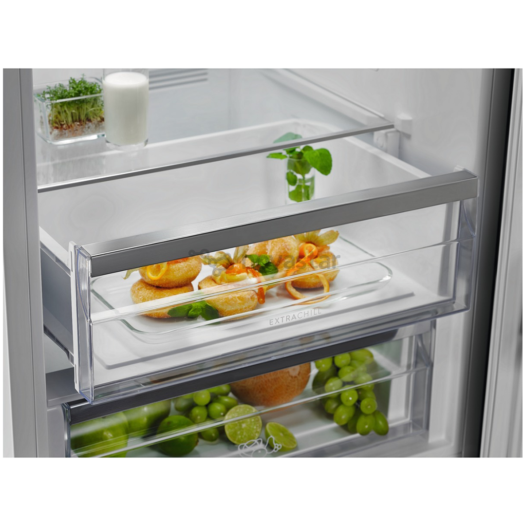 Šaldytuvas Electrolux LNT7ME34K1