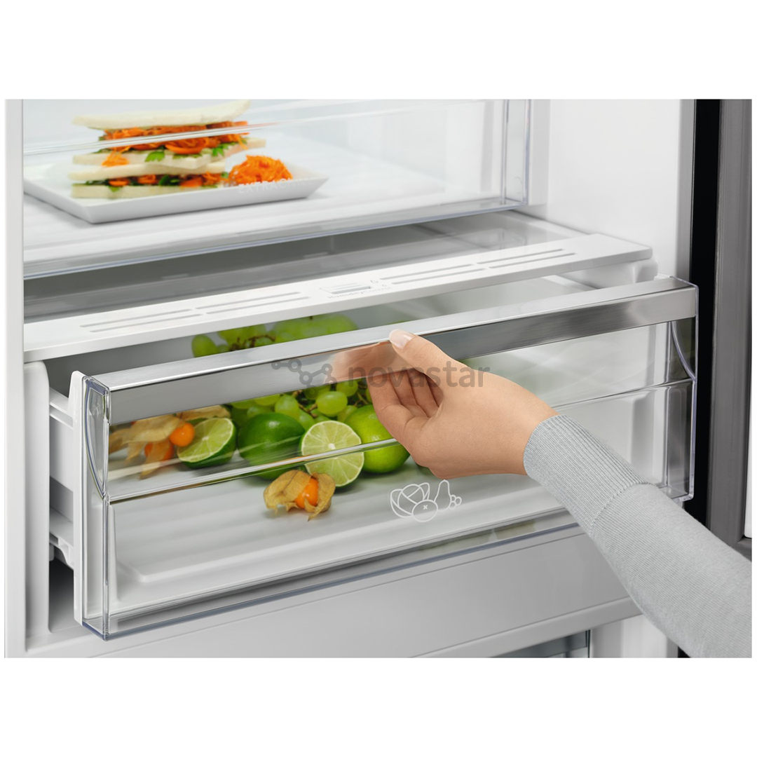 Šaldytuvas Electrolux LNT7ME34K1