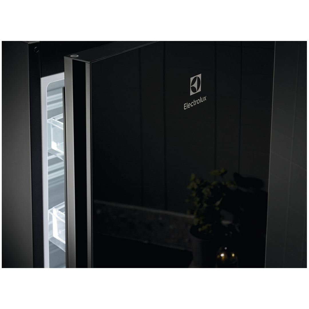 Šaldytuvas Electrolux LNT7ME34K1
