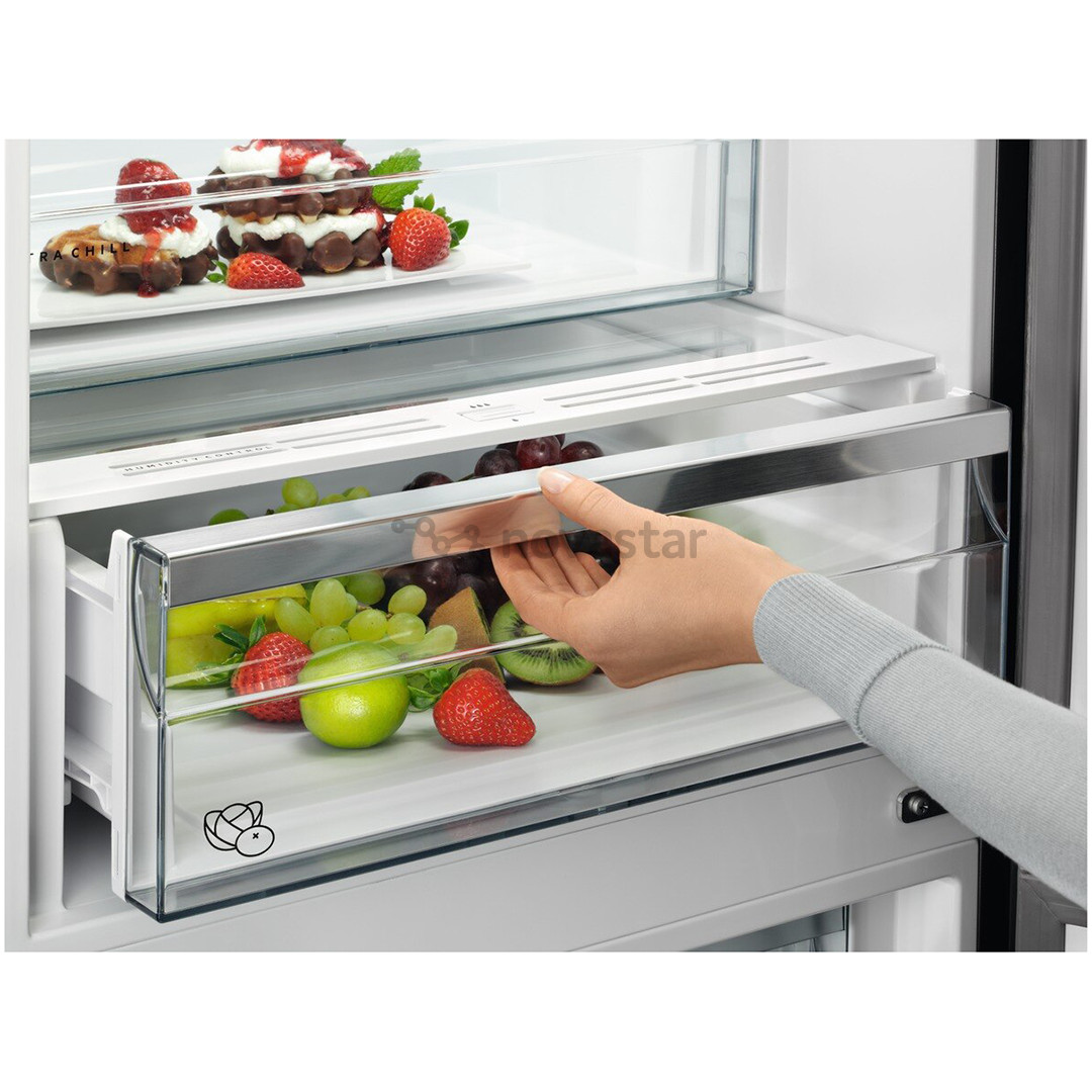 Šaldytuvas AEG RCB736E5MX