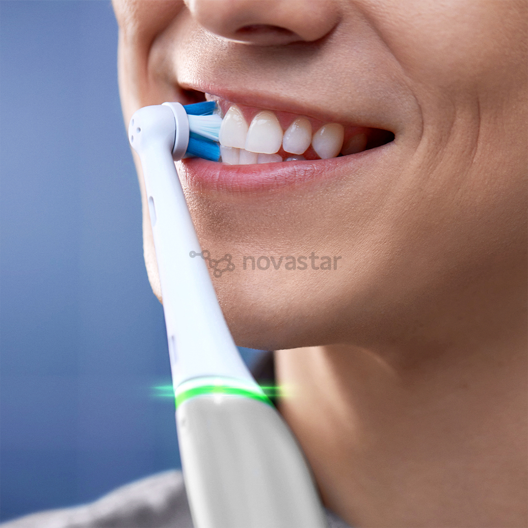 Elektrinis dantų šepetėlis Braun Oral-B iO 7, kelioninis dėklas, baltas