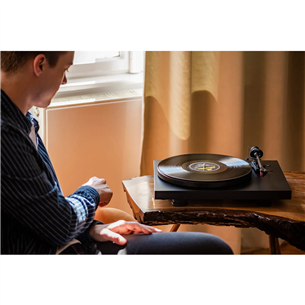 Turntable Pro-Ject Debut Carbon EVO