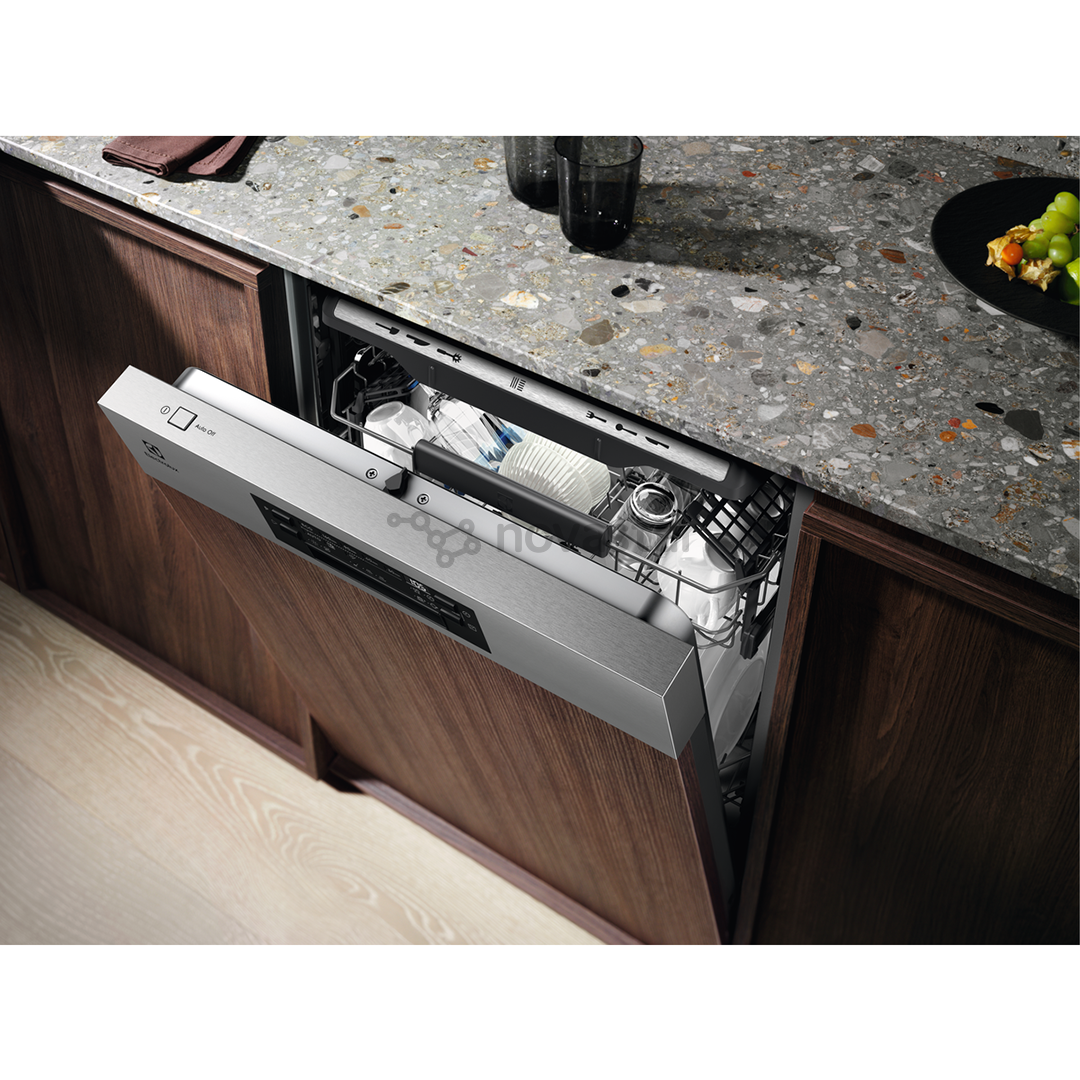 Įmontuojama indaplovė Electrolux EEM69300IX