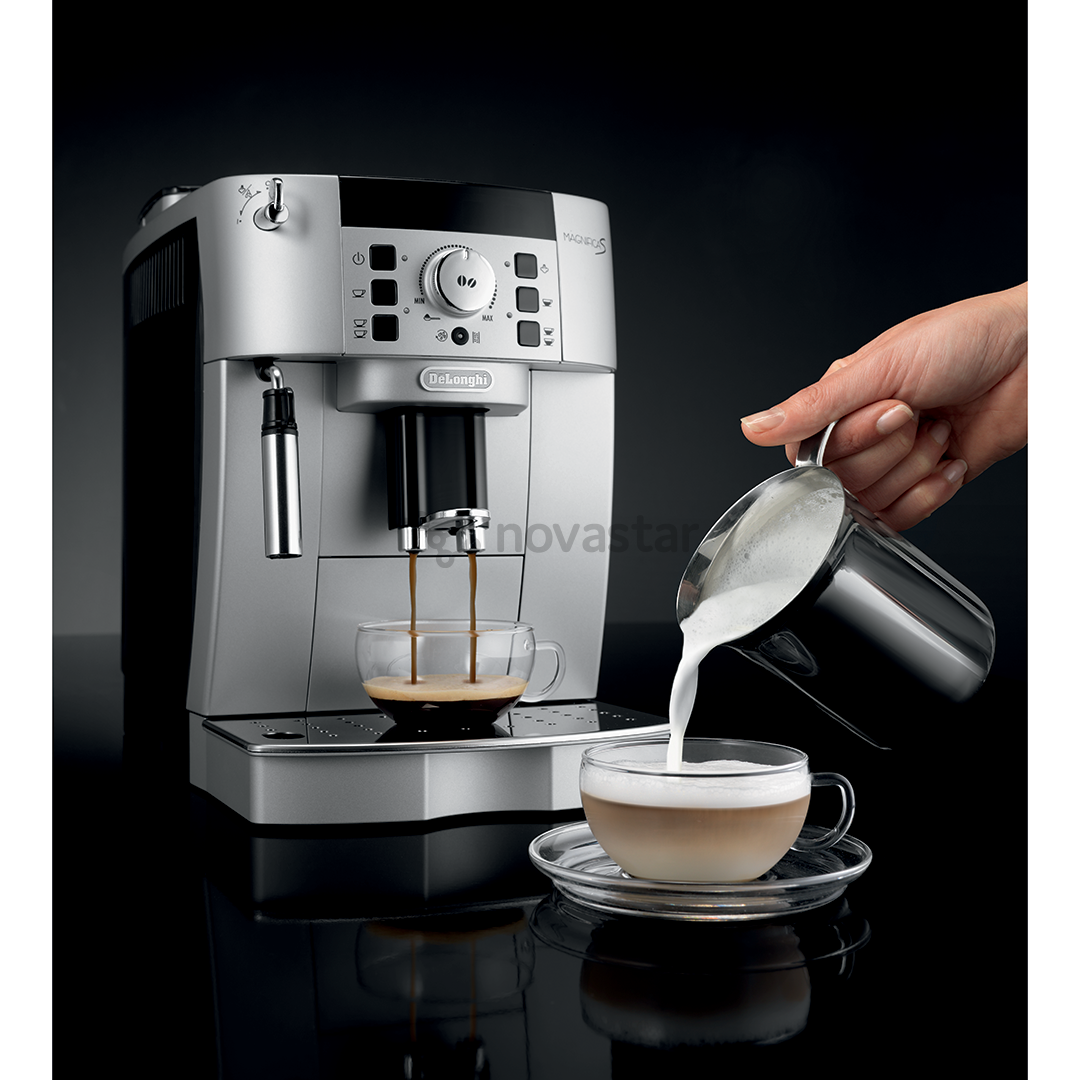 Kavos aparatas DeLonghi ECAM22.110SB