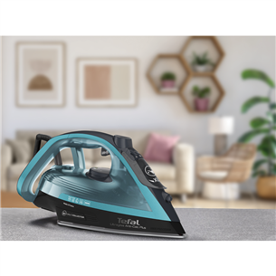 Tefal Ultragliss Plus, 2800 W, black/green - Steam iron