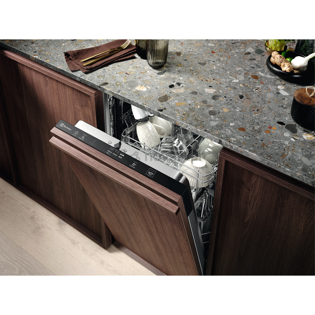 Electrolux 300 AirDry, XtraPower, 9 комплектов посуды - Интегрируемая посудомоечная машина