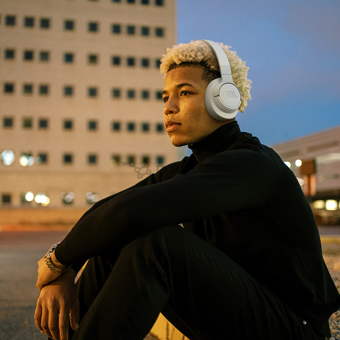 JBL Tune 720BT, baltos - Belaidės ausinės