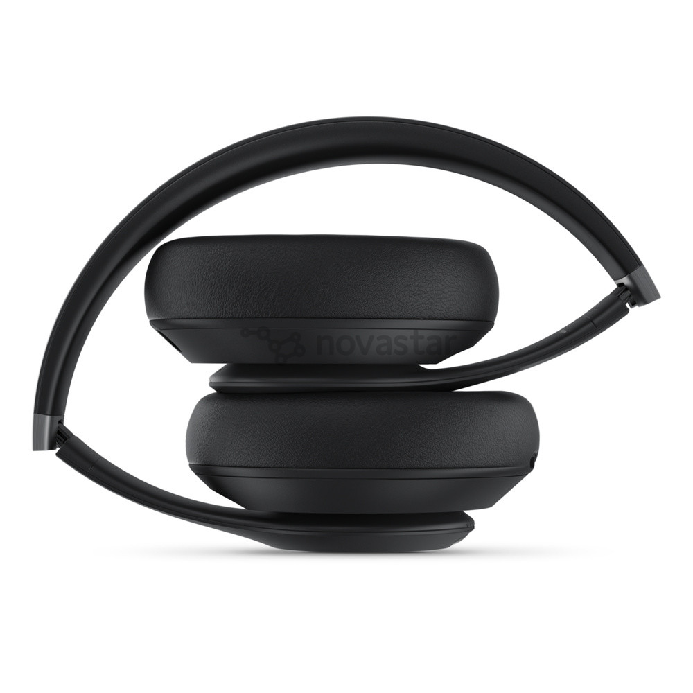Beats Studio Pro, active noise-cancelling, black - Wireless on-ear headphones