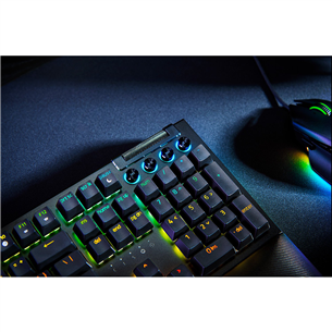 Klaviatūra Razer BlackWidow V4, Green Switch, mechanical, SWE, black