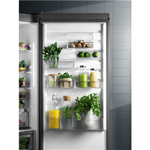Electrolux 600 Series No Frost, 269 л, высота 189 см - Интегрируемый холодильник