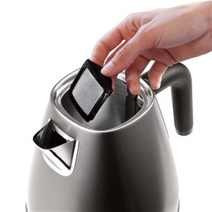 Delonghi Distinta, 1,7 L, Titanium - Kettle