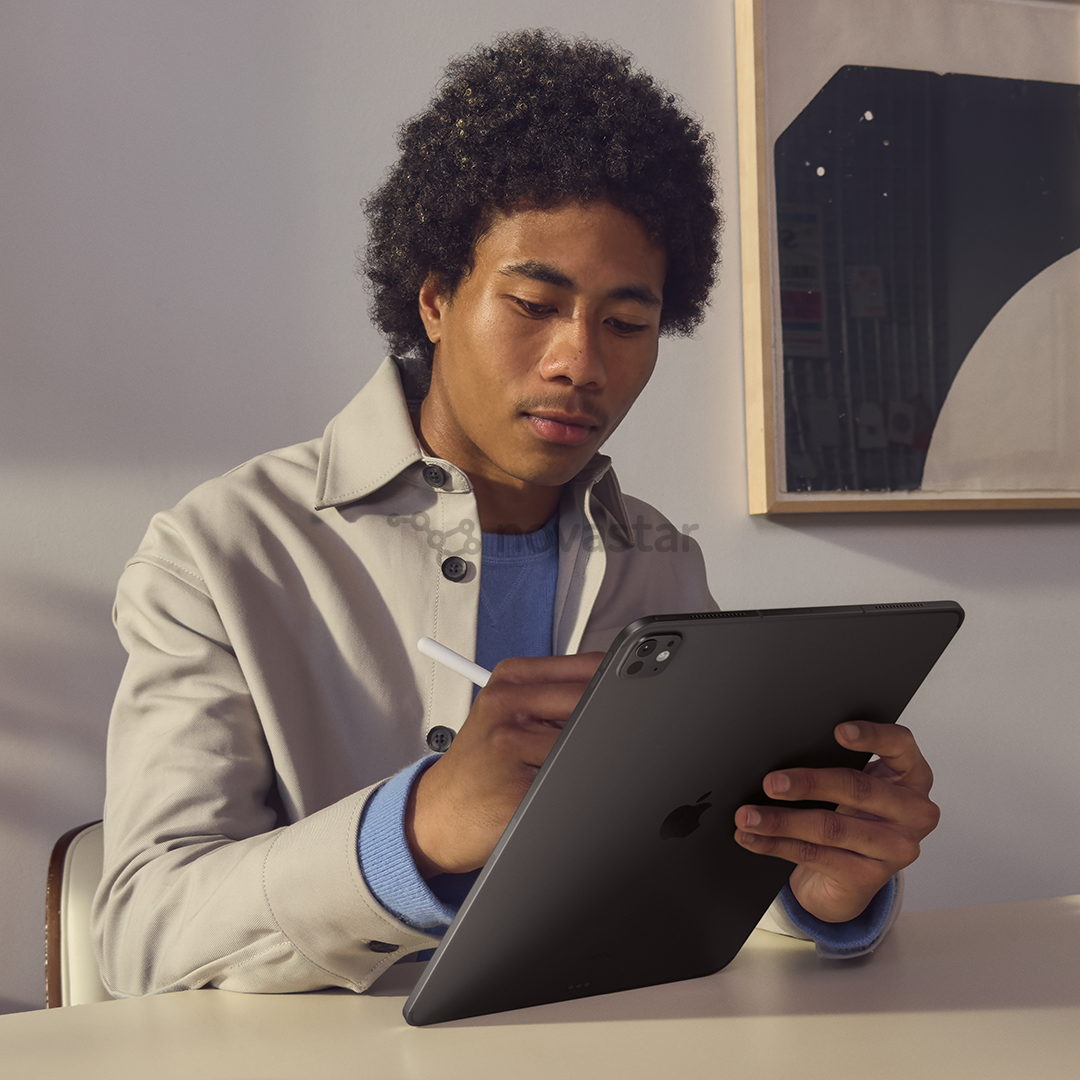 Apple iPad Pro 13”, M4 (2024), 1 ТБ, глянцевый, WiFi, черный - Планшет