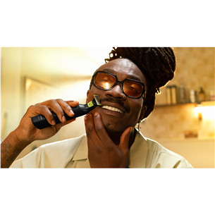 Philips OneBladePro 360 Veidui + kūnui, juodas - Kūno ir barzdos skustuvas