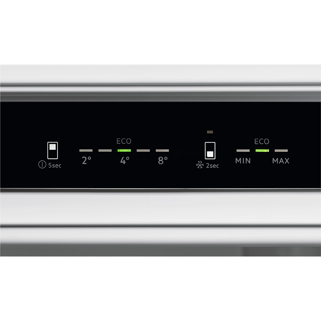 Įmontuojamas šaldytuvas Electrolux 600 Series, No Frost, 269 L, aukštis 189 cm