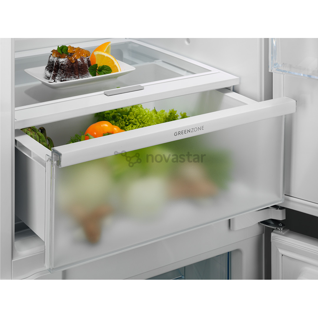 Įmontuojamas šaldytuvas Electrolux 700 Series, No Frost, 256 L, aukštis 178 cm