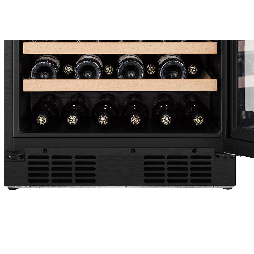 Vyno šaldytuvas Hisense, 46 butelių talpa, aukštis 82 cm, juodas