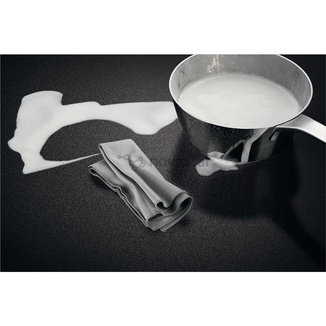 AEG 7000 Series SaphirMatt® Hob2Hood, plotis 58 cm, berėmė, juoda - Įmontuojama indukcinė kaitlentė