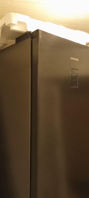 Samsung, NoFrost, 390 L, 203 cm, matte black - Šaldytuvas - Prekė su defektu