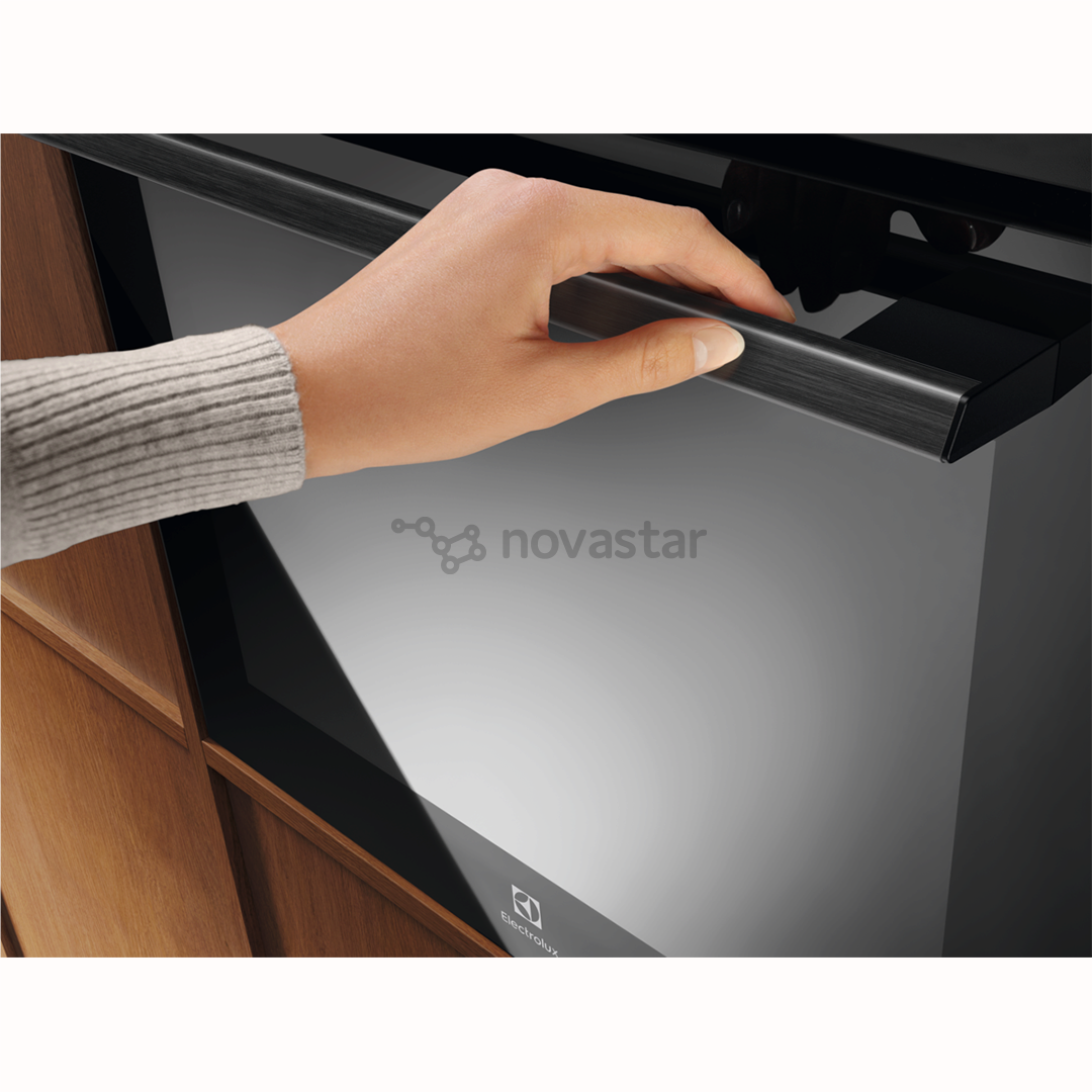 Electrolux 800 Series MealAssist, 70 л, черный - Интегрируемый паровой духовой шкаф