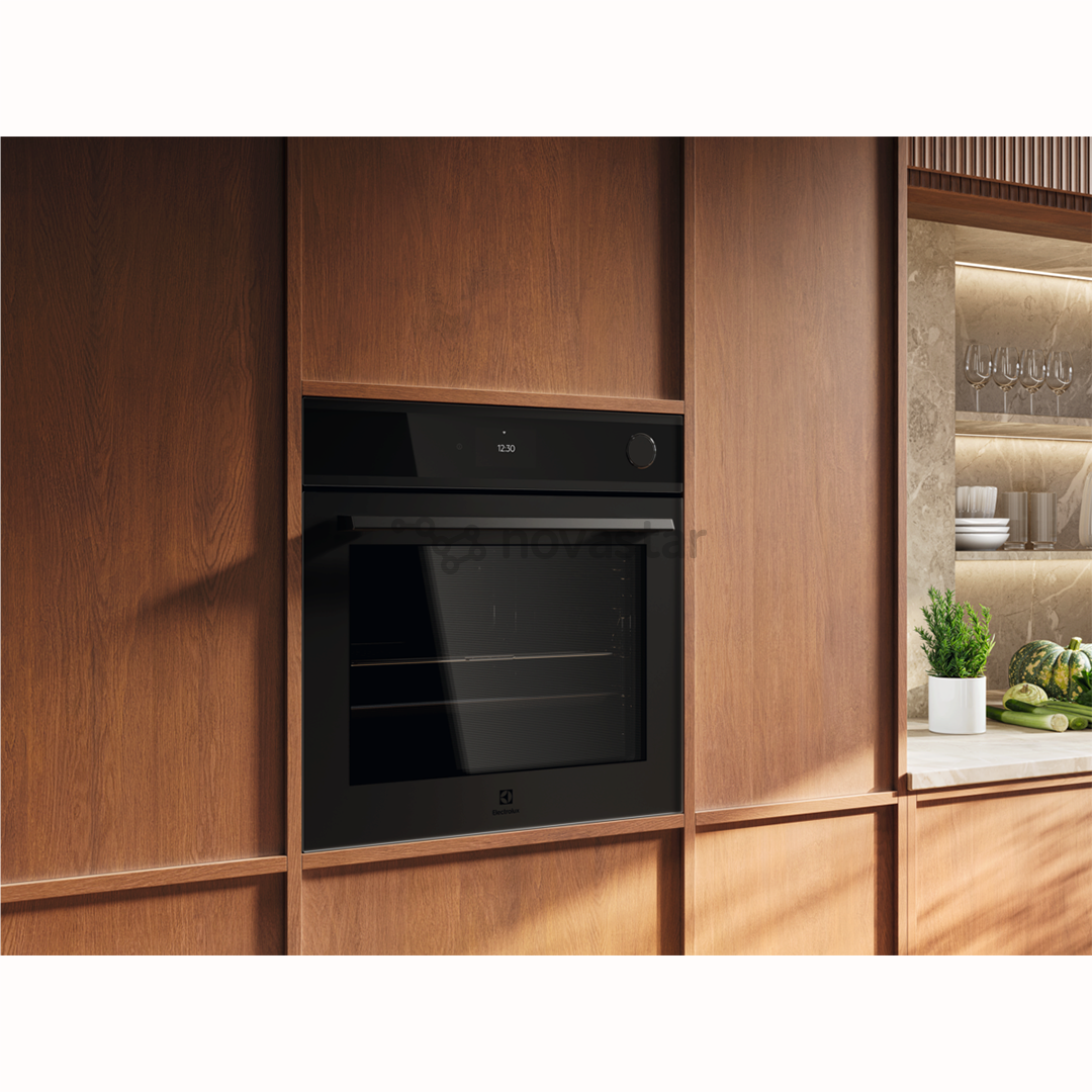 Electrolux 700 Series MealAssist with SteamCrisp, 72 л, пиролитическая очистка, матовый черный - Интегрируемый паровой духовой шкаф