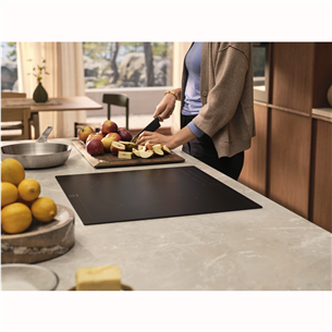 Electrolux 600 SaphirMatt SE® Bridge Hob2Hood, plotis 80 cm, juoda - Įmontuojama indukcinė kaitlentė