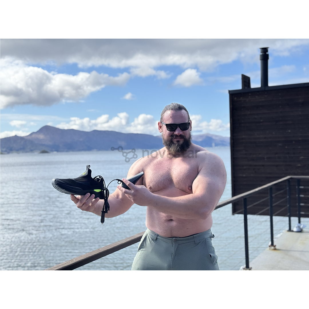 Hedgehog Drive, black - Shoe dryer