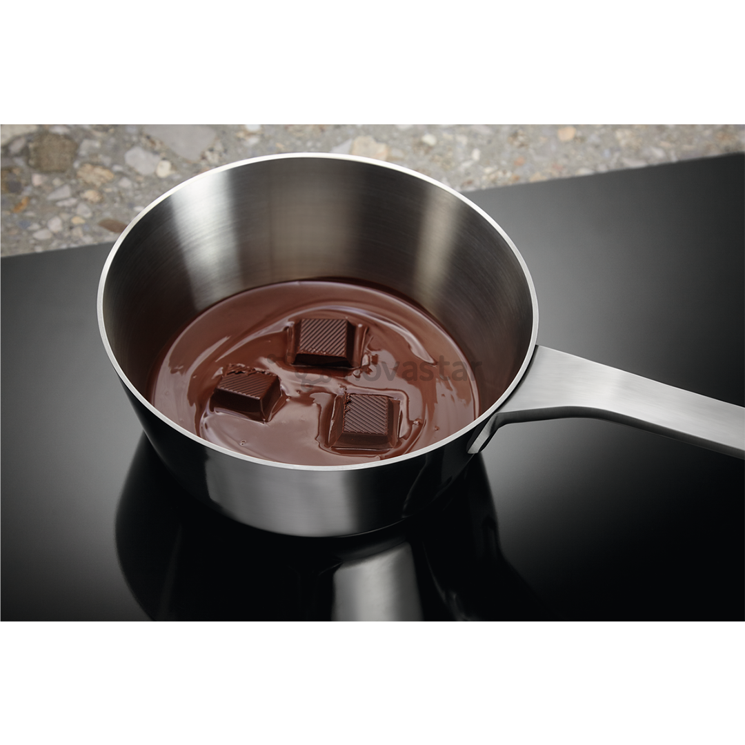 Electrolux 900 XT SensePro, width 80 cm, black - Built-in induction ExtractorHob