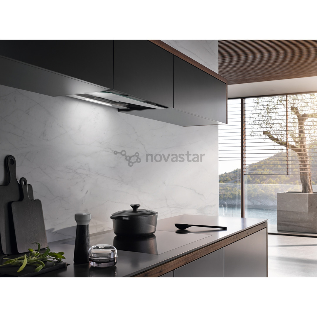 Miele, 600 m³/val., plotis 56,1 cm, skaidrus stiklas - Įmontuojamas gartraukis