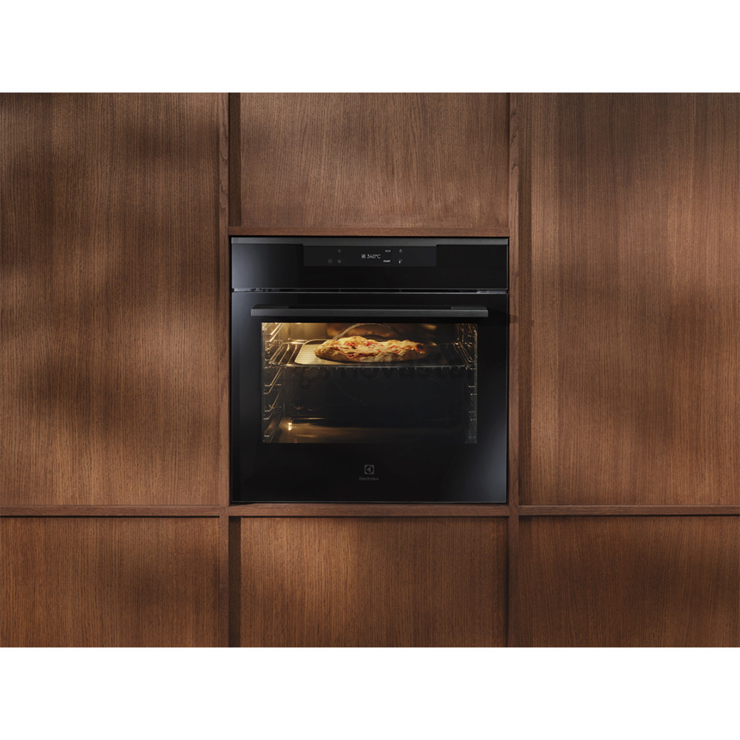 Electrolux 700 Series MealAssist with PizzaExpert 700, 72 L, pirolizė, juoda - Įmontuojama orkaitė