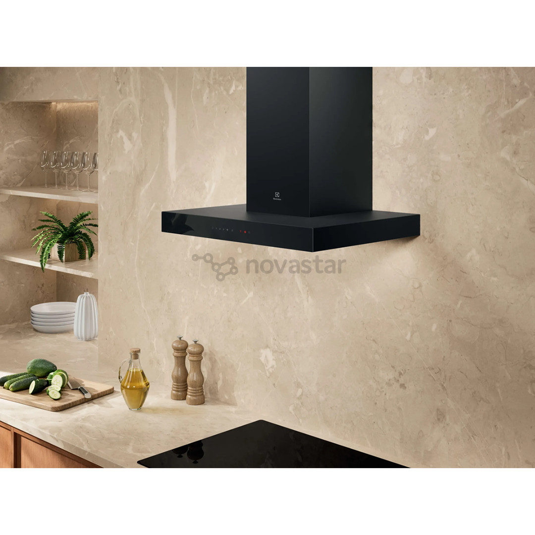 Electrolux 700 Series, 730 m³/val., plotis 60 cm, juodas - Gartraukis